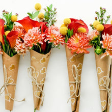 Load image into Gallery viewer, Bouquet of Flowers